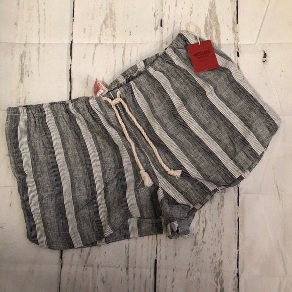 Mossimo Supply Co. Pants - Nwt women’s shorts